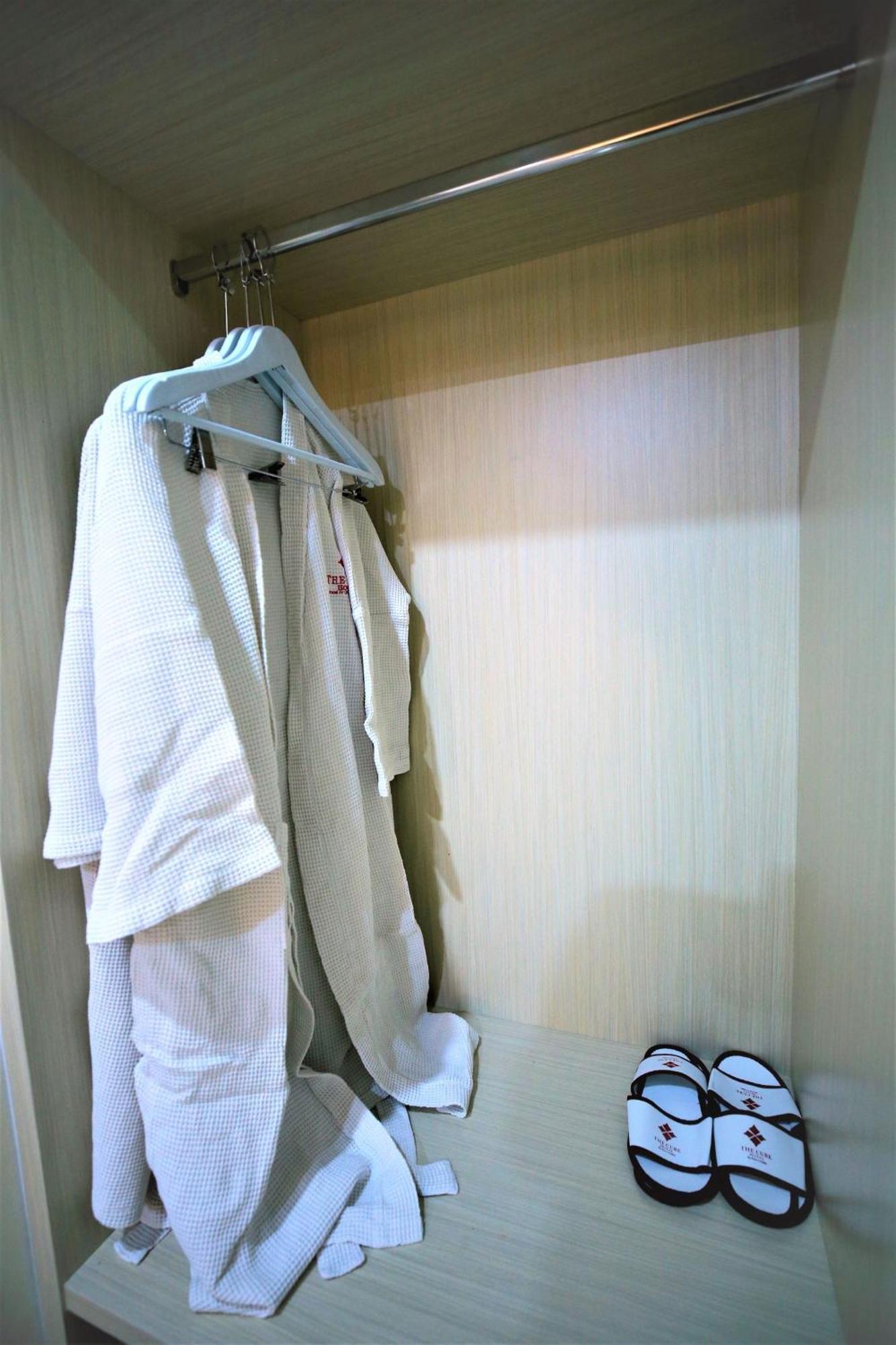 The Cube Hotel Malioboro, Azana Hotels Collection Джок'якарта Екстер'єр фото