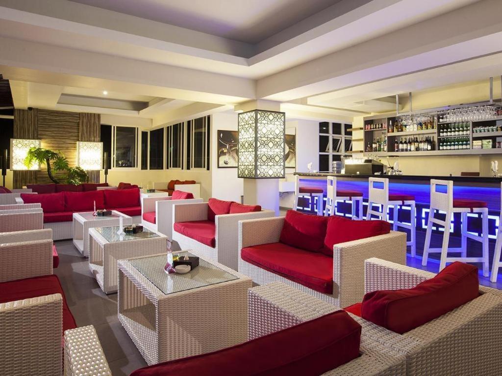 The Cube Hotel Malioboro, Azana Hotels Collection Джок'якарта Екстер'єр фото