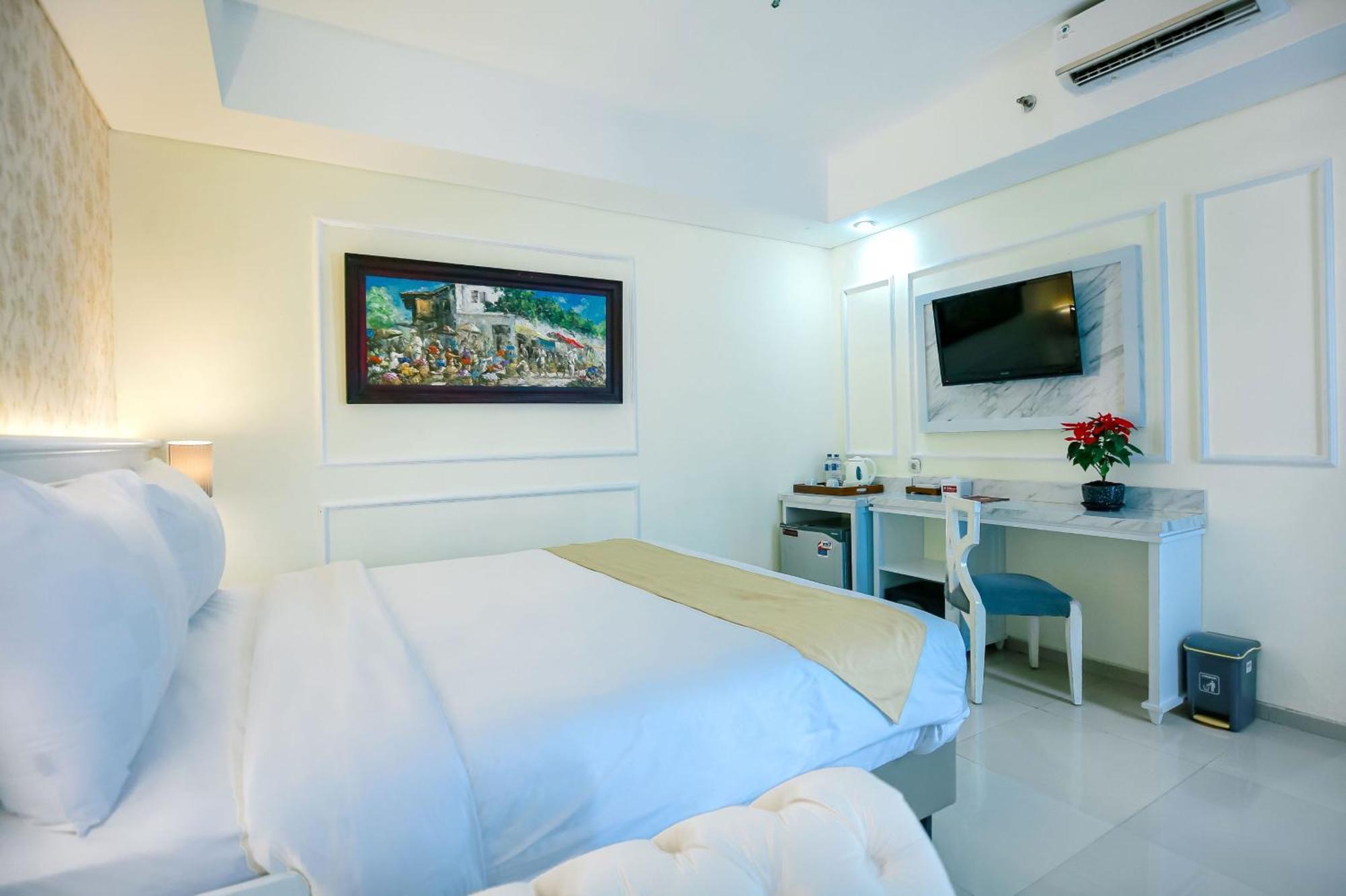 The Cube Hotel Malioboro, Azana Hotels Collection Джок'якарта Екстер'єр фото